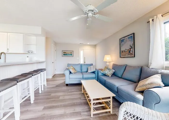East Of The Sun --- 40026 E Sun Dr Unit 611